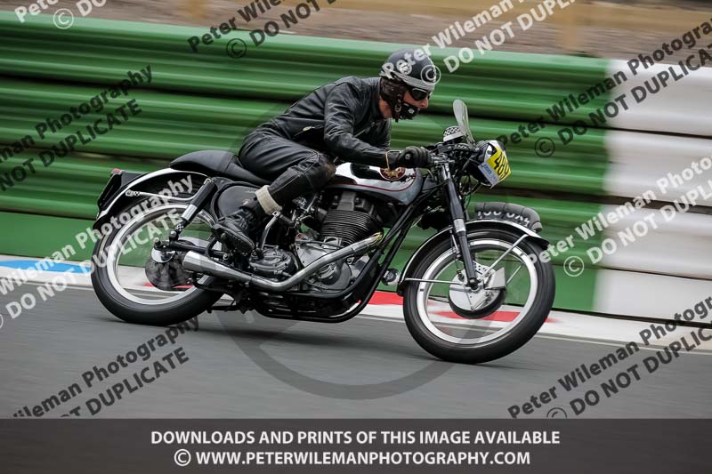 Vintage motorcycle club;eventdigitalimages;mallory park;mallory park trackday photographs;no limits trackdays;peter wileman photography;trackday digital images;trackday photos;vmcc festival 1000 bikes photographs